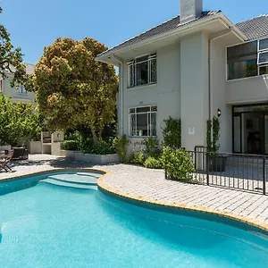 oak-manor.hotels-capetown.com/