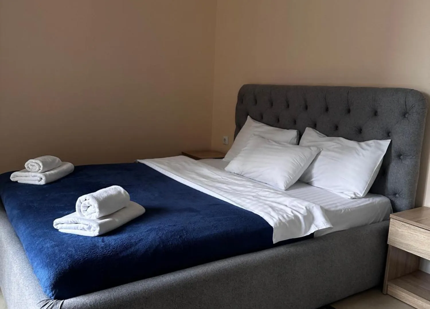 Opera Center Hotel & Apartments Львов